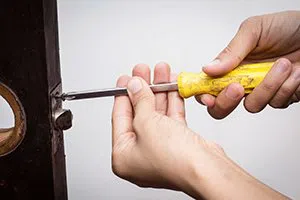 General Locksmith Store Mission, KS 913-364-2657 - unlock-door